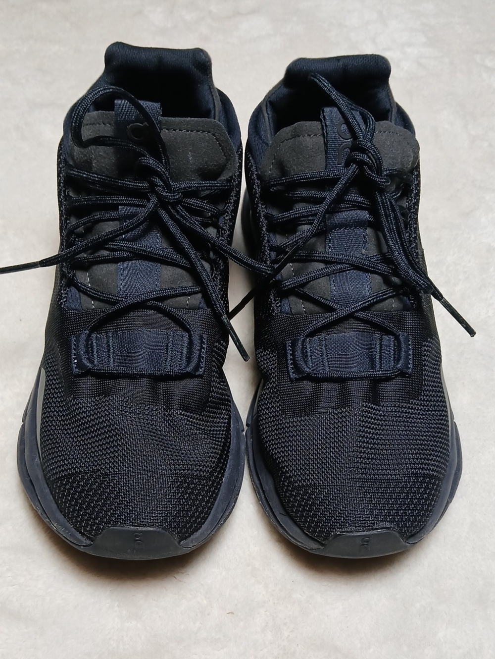 On Cloud Nova2 Running Men's Black Knit Lace-Up Sneakers Size 7
